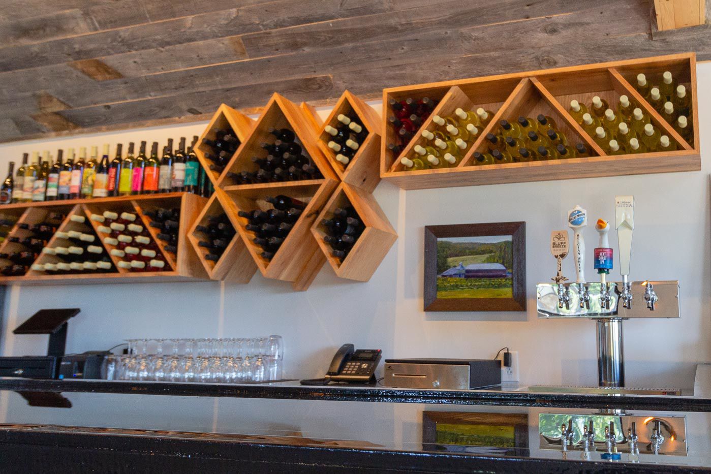LE Shawnee Bluff Tasting Barn 7-7.jpg